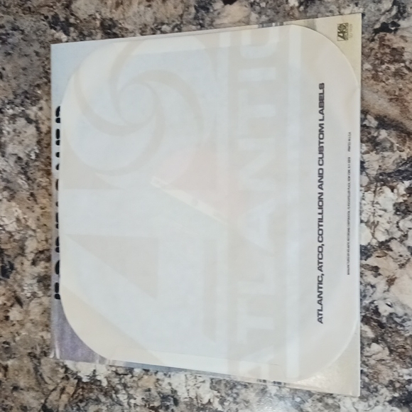 Vintage FOREIGNER Album - Picture 4 of 8